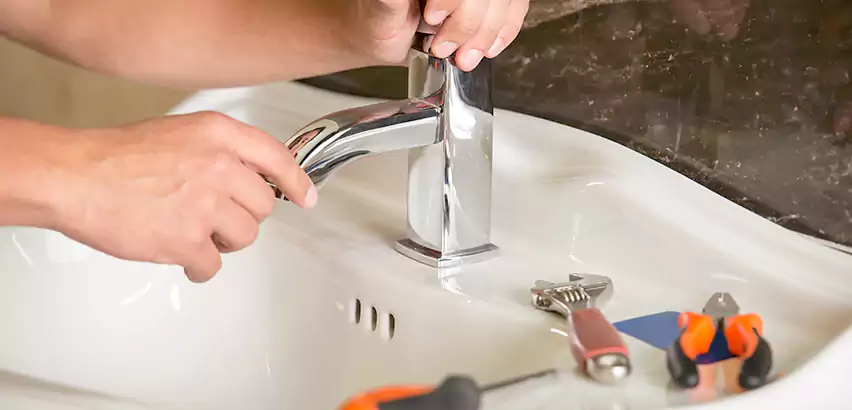 Bathtub Faucet Replacement in Peabody