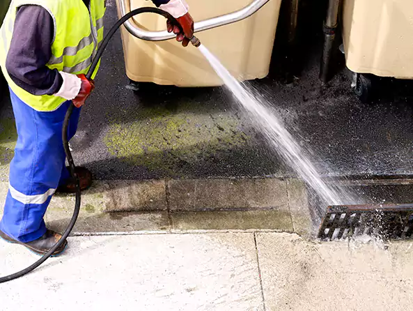 Why Choose Peabody Plumbing and Heating for Hydro Jetting in Peabody, MA?