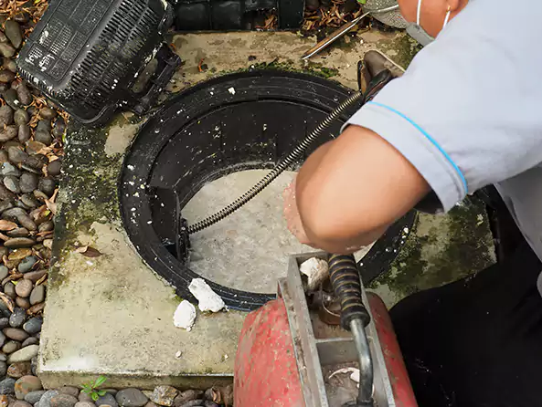 Why Choose Peabody Plumbing and Heating for Sewer Line Cleaning in Peabody, MA?